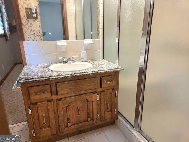 65 Cook Lane, Stockbridge, GA 30281