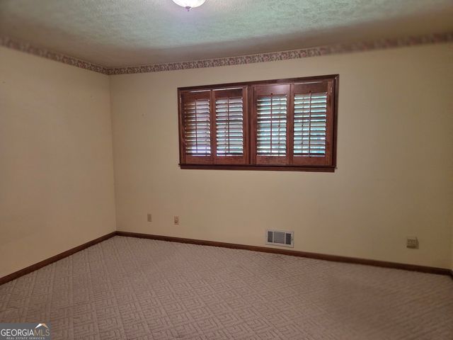 65 Cook Lane, Stockbridge, GA 30281