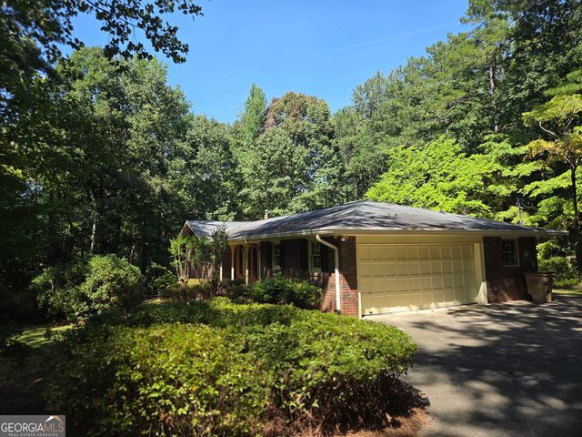65 Cook Lane, Stockbridge, GA 30281