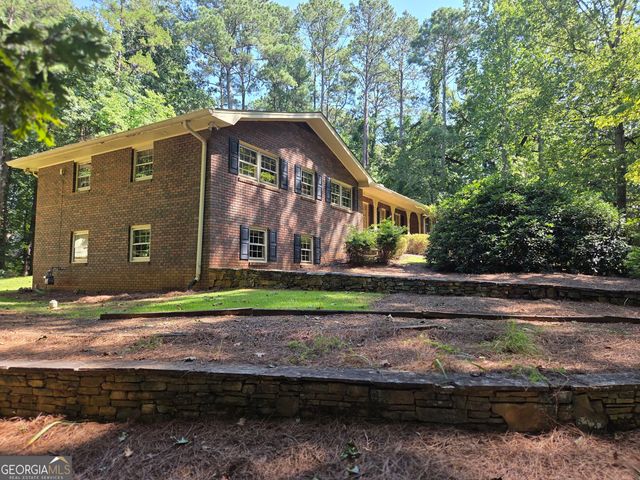 65 Cook Lane, Stockbridge, GA 30281