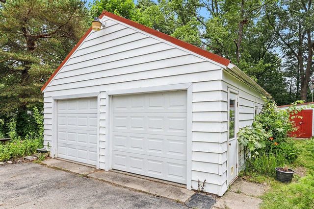 6439 Oakland Drive, Portage, MI 49024