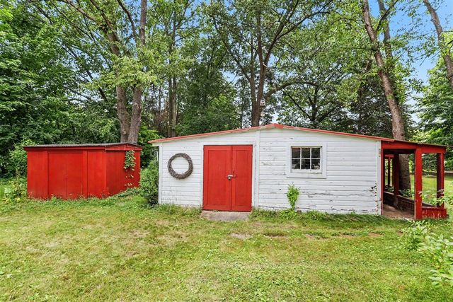 6439 Oakland Drive, Portage, MI 49024
