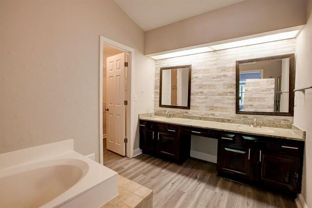 4940 Tanners Spring Drive, Johns Creek, GA 30022