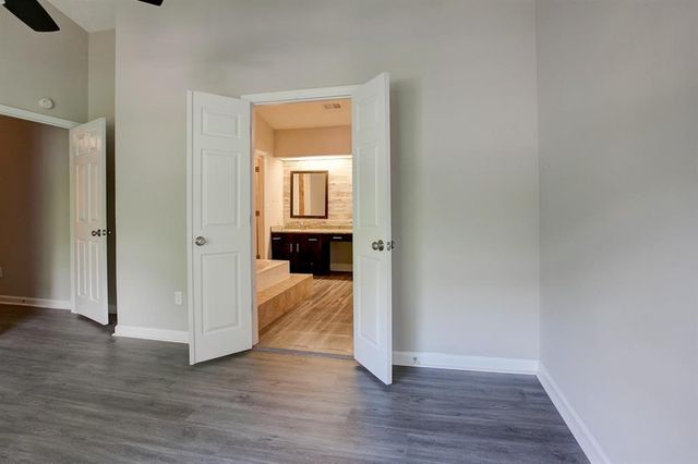 4940 Tanners Spring Drive, Johns Creek, GA 30022