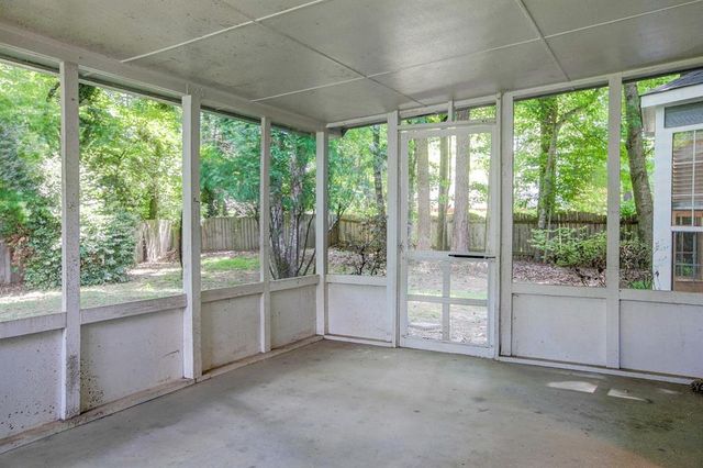 4940 Tanners Spring Drive, Johns Creek, GA 30022