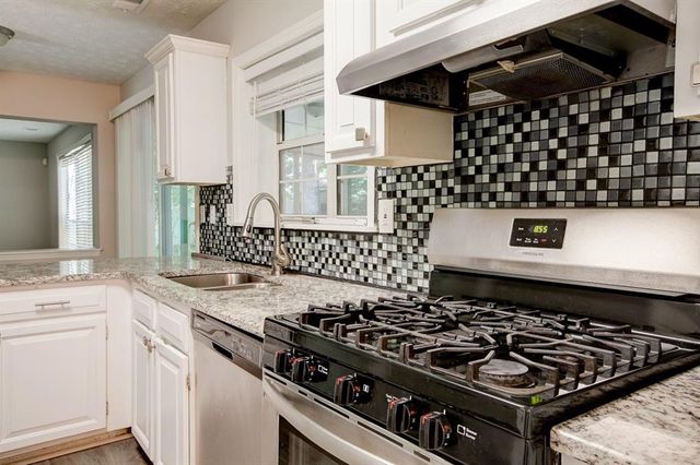 4940 Tanners Spring Drive, Johns Creek, GA 30022