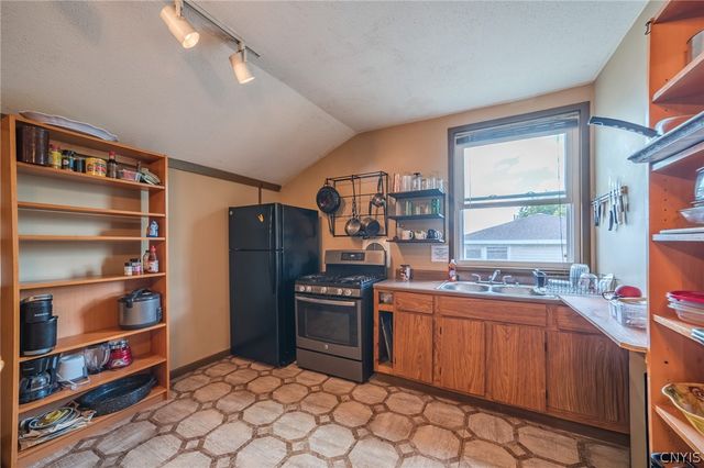 406 Kirkpatrick Street, Syracuse, NY 13208