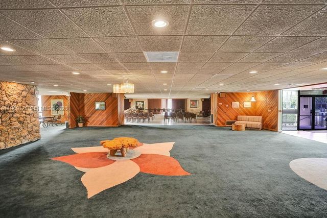 2901 NW 46th Ave 306, Lauderdale Lakes, FL 33313