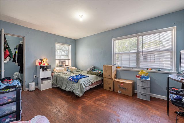7431 Moline Street, Houston, TX 77087