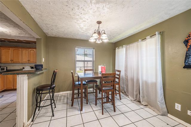 7431 Moline Street, Houston, TX 77087