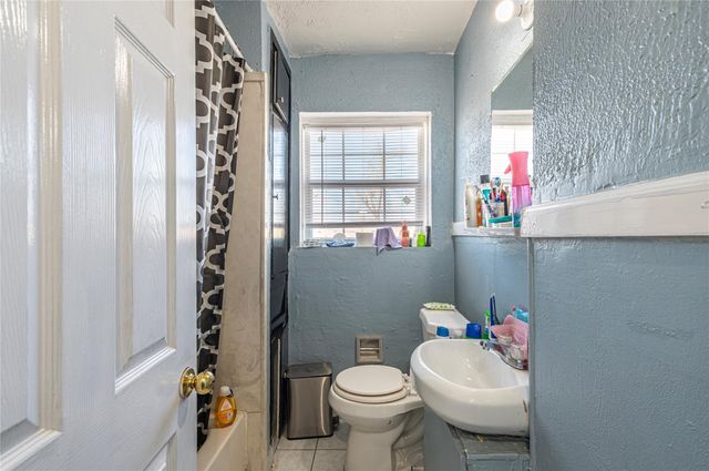 7431 Moline Street, Houston, TX 77087