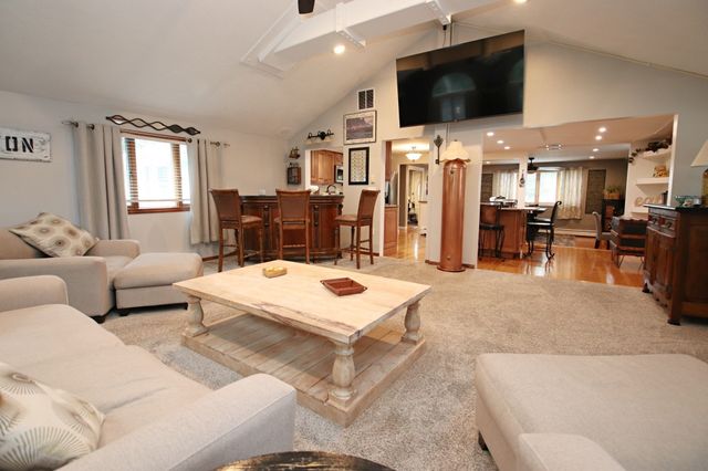 1 Biscayne Ave., Saugus, MA 01906