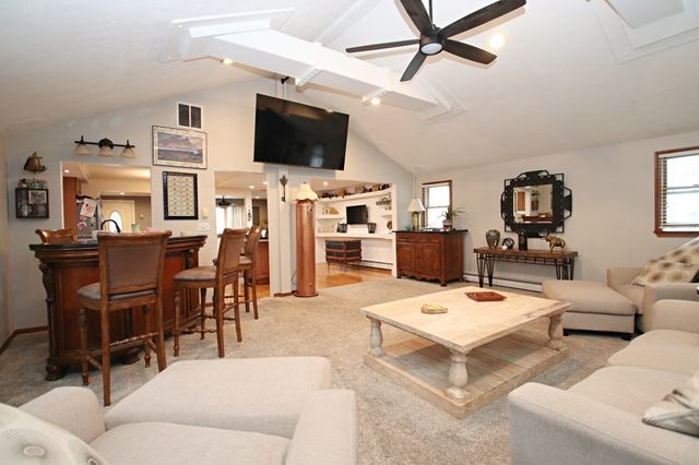 1 Biscayne Ave., Saugus, MA 01906