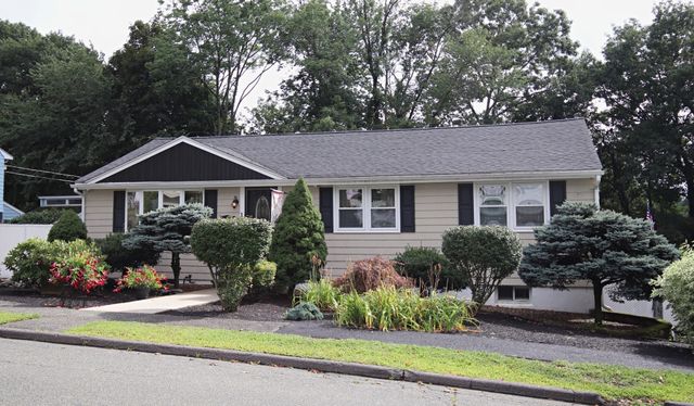 1 Biscayne Ave., Saugus, MA 01906