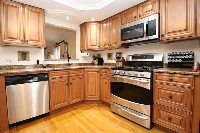 1 Biscayne Ave., Saugus, MA 01906