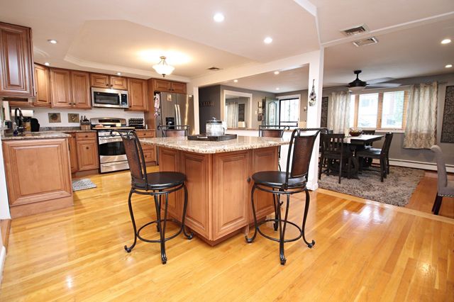 1 Biscayne Ave., Saugus, MA 01906