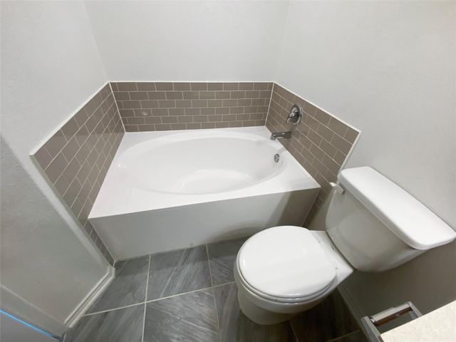 152 Josey Wales DR, Jarrell, TX 76537