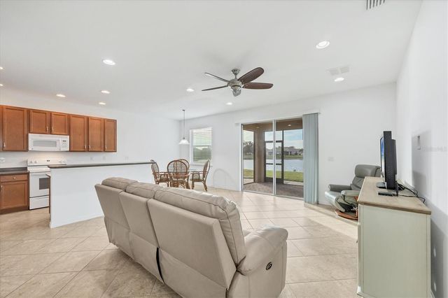 5283 CANYONLAND WAY, Venice, FL 34293