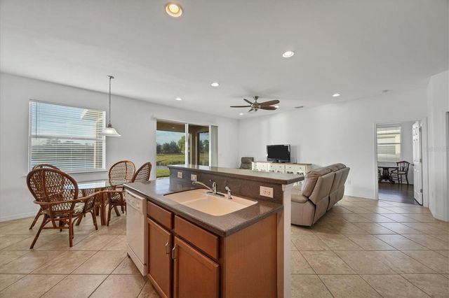 5283 CANYONLAND WAY, Venice, FL 34293