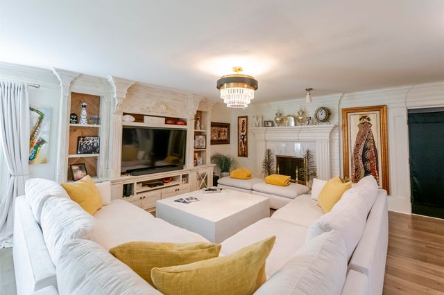 2106 Hwy 182, Raceland, LA 70394