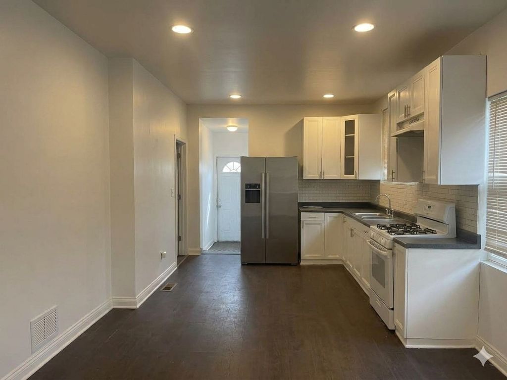 7355 S University Avenue, Chicago, IL 60619 — photo 3