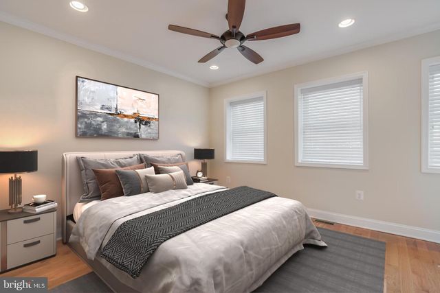 2224 16TH ST NE, Washington, DC 20018