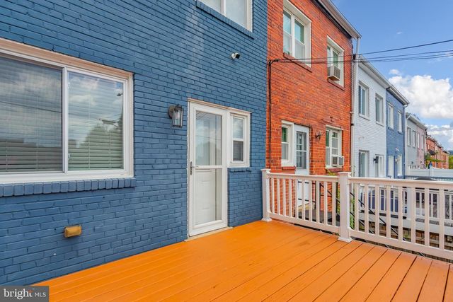 2224 16TH ST NE, Washington, DC 20018