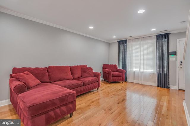 2224 16TH ST NE, Washington, DC 20018