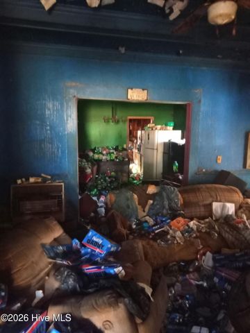 404 E Pollock Street, Warsaw, NC 28398