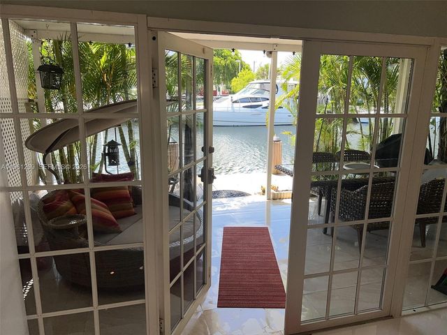 3756 NE 167th St 44, North Miami Beach, FL 33160