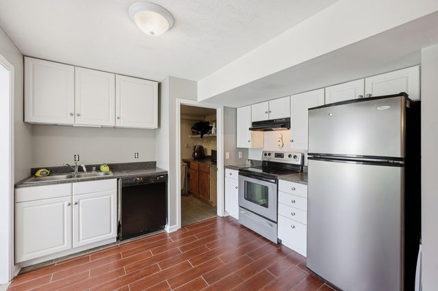 1056 Scenic Garden, Lawrenceburg, KY 40342