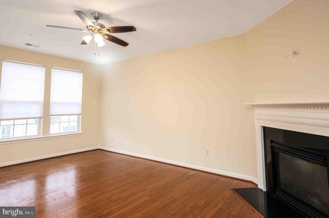 2691 SHEFFIELD HILL WAY, Woodbridge, VA 22191
