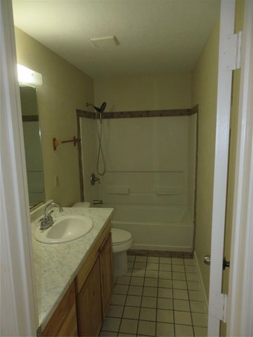 109 Laurie Lane, Willis, TX 77378