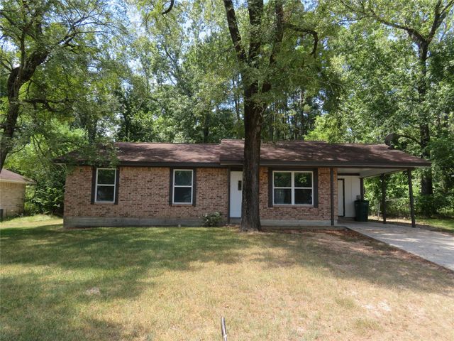 109 Laurie Lane, Willis, TX 77378
