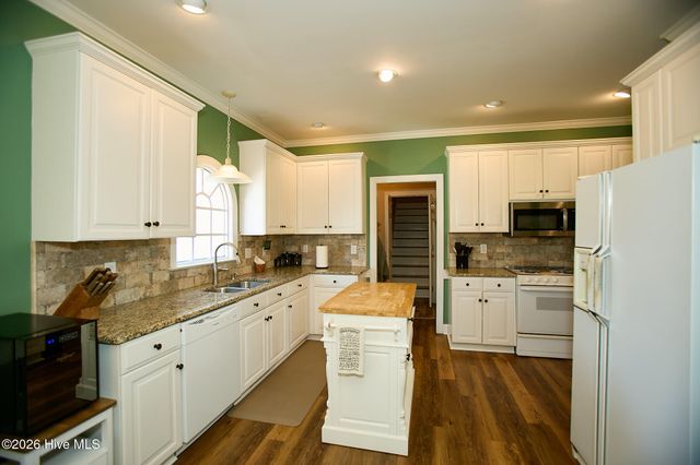 3302 Geneva Place NW, Wilson, NC 27896