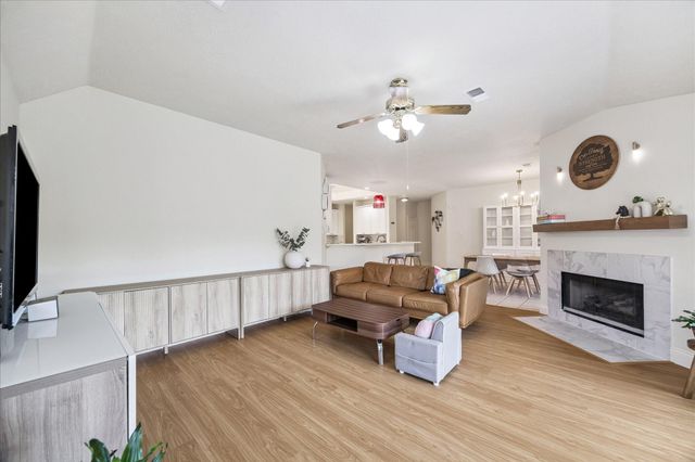 16314 Cobble Springs Court, Sugar Land, TX 77498