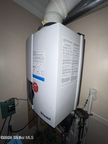 8 Mechanic Street, Hudson Falls, NY 12839