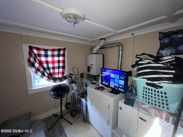 8 Mechanic Street, Hudson Falls, NY 12839