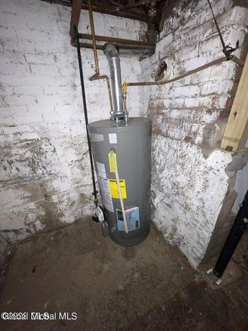 8 Mechanic Street, Hudson Falls, NY 12839