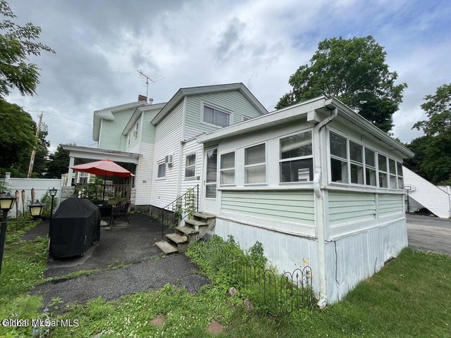 8 Mechanic Street, Hudson Falls, NY 12839