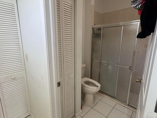 1011 Salmon Isle, Greenacres, FL 33413