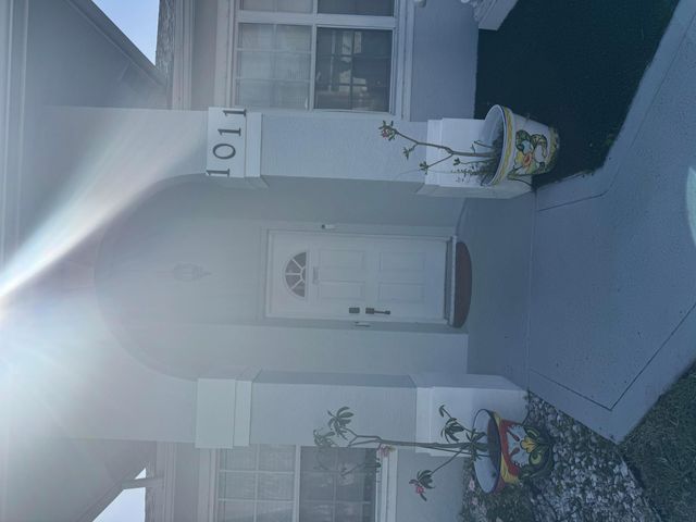 1011 Salmon Isle, Greenacres, FL 33413