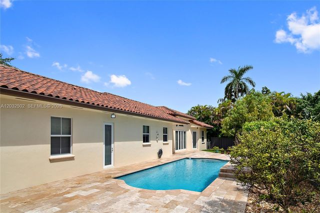 5751 SW 59th PL 5751, South Miami, FL 33143