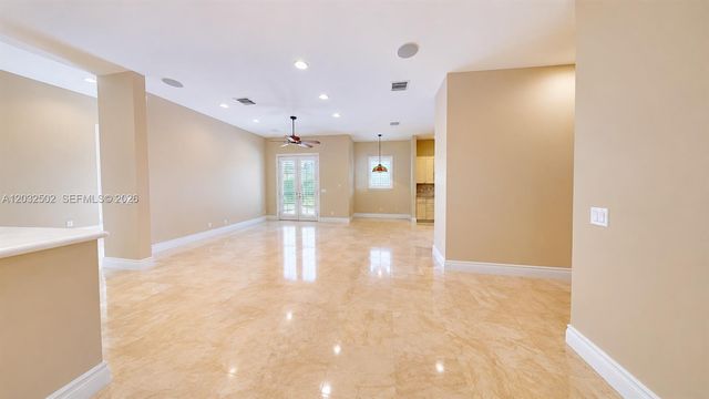 5751 SW 59th PL 5751, South Miami, FL 33143