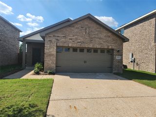 2109 Burnwood Street, Melissa, TX 75454