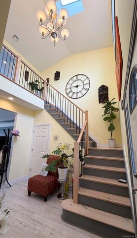 110 Willow Wood Drive, Oakdale, NY 11769