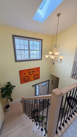 110 Willow Wood Drive, Oakdale, NY 11769