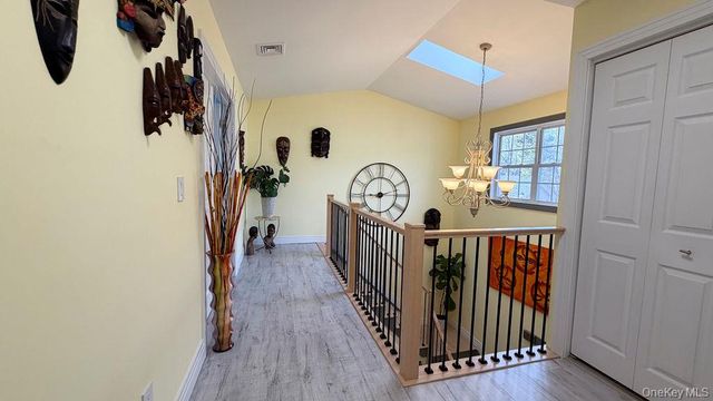 110 Willow Wood Drive, Oakdale, NY 11769