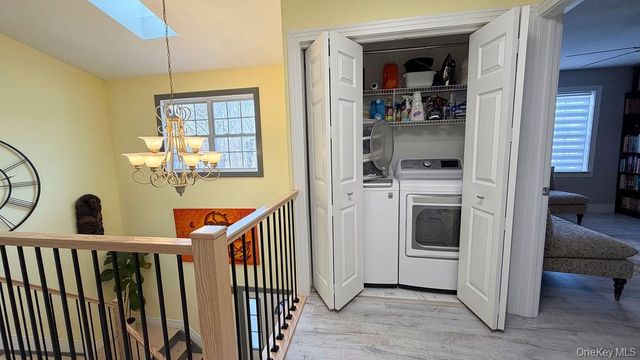 110 Willow Wood Drive, Oakdale, NY 11769