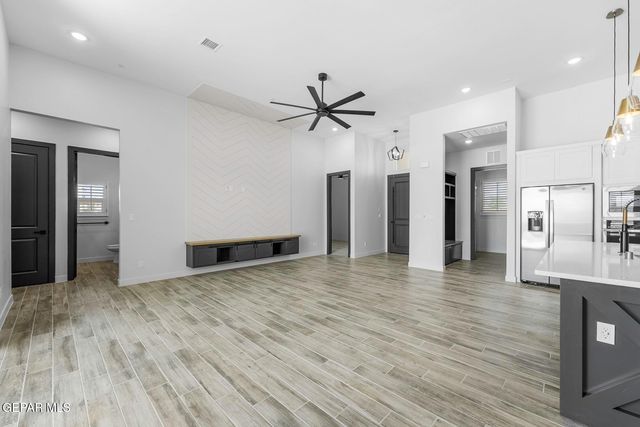 13945 Lorenz Avenue, El Paso, TX 79928